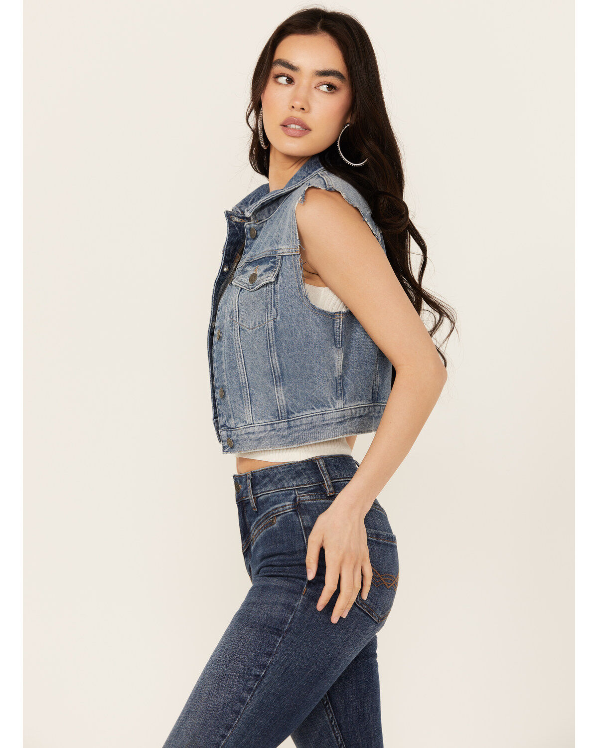 Idyllwind Women's Foster Cropped Denim Trucker Vest