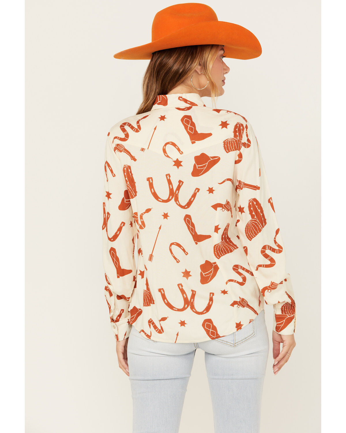 Cotton & Rye Women's Snake and Boot Conversation Print Long Sleeve Pearl Snap Western Shirt