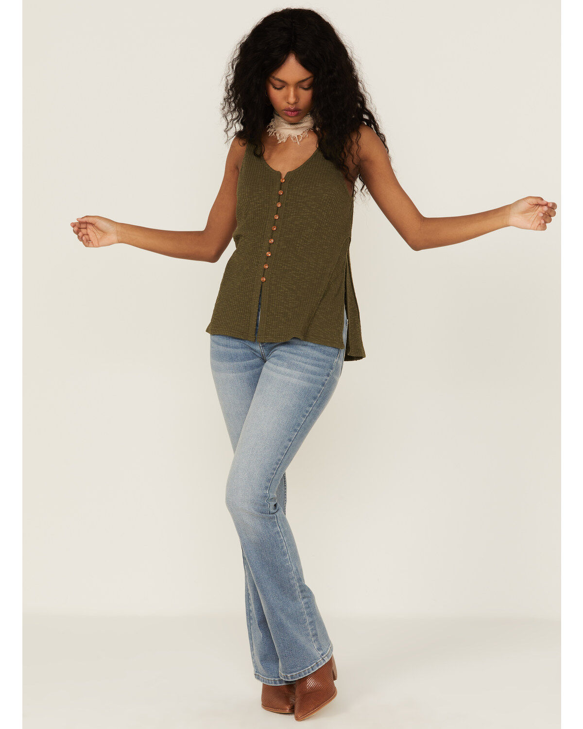 Cleo + Wolf Women's Olive Relaxed Button Front Slub Tank