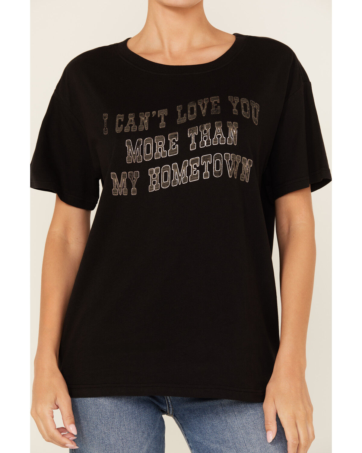 Shyanne Women's Hometown Short Sleeve Graphic Tee