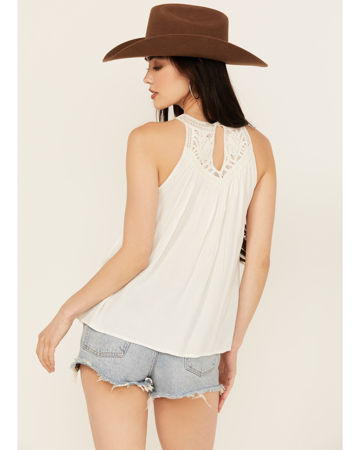 Shyanne Women's Crochet Halter Tank Top