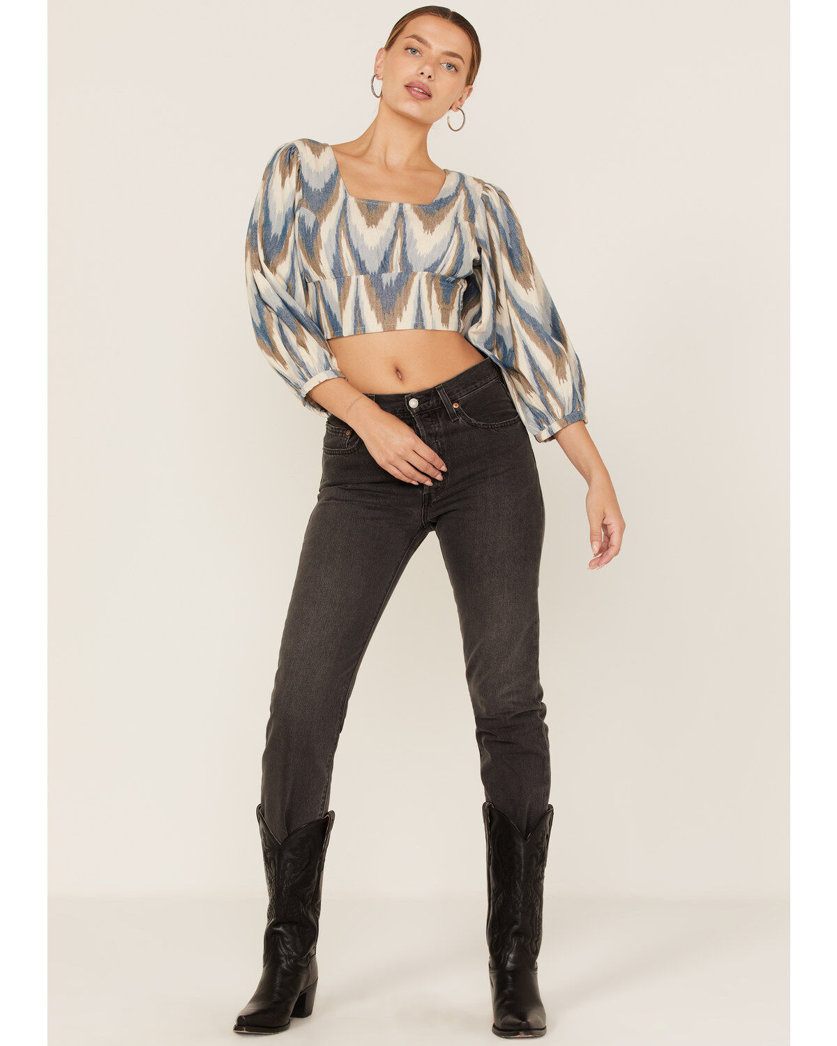 Shyanne Women's Ikat Print Puff Sleeve Crop Top