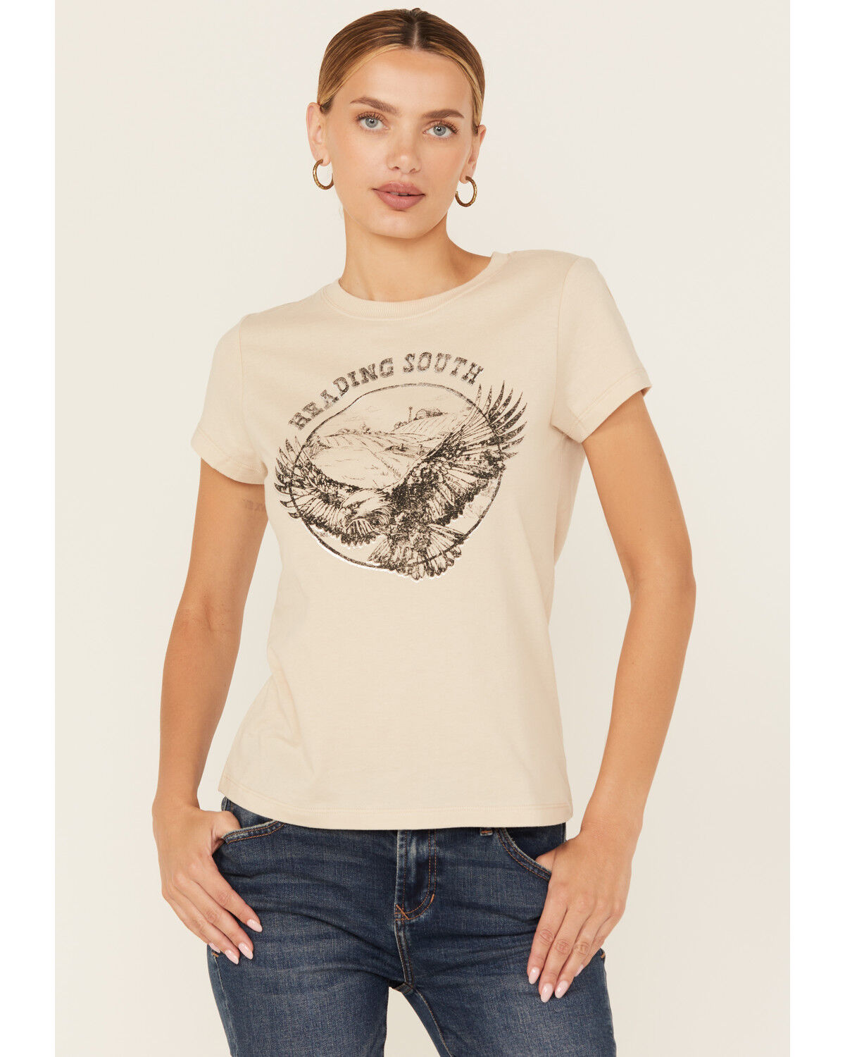 Shyanne Women's Heading South Short Sleeve Graphic Tee