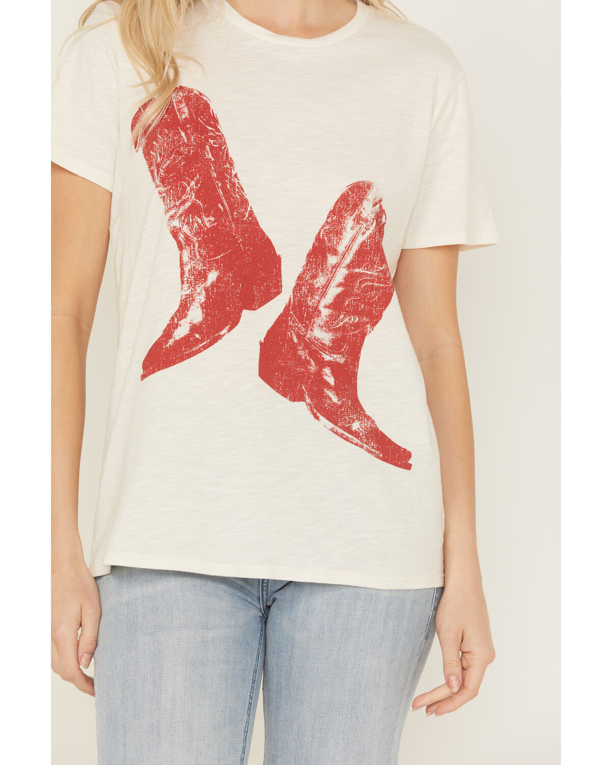 Shyanne Women's Boot Short Sleeve Graphic Tee