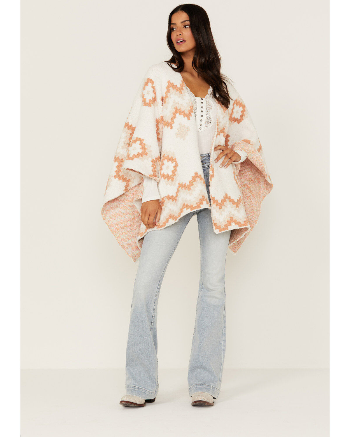 Idyllwind Women's Elm Cozy Southwestern Print Shawl