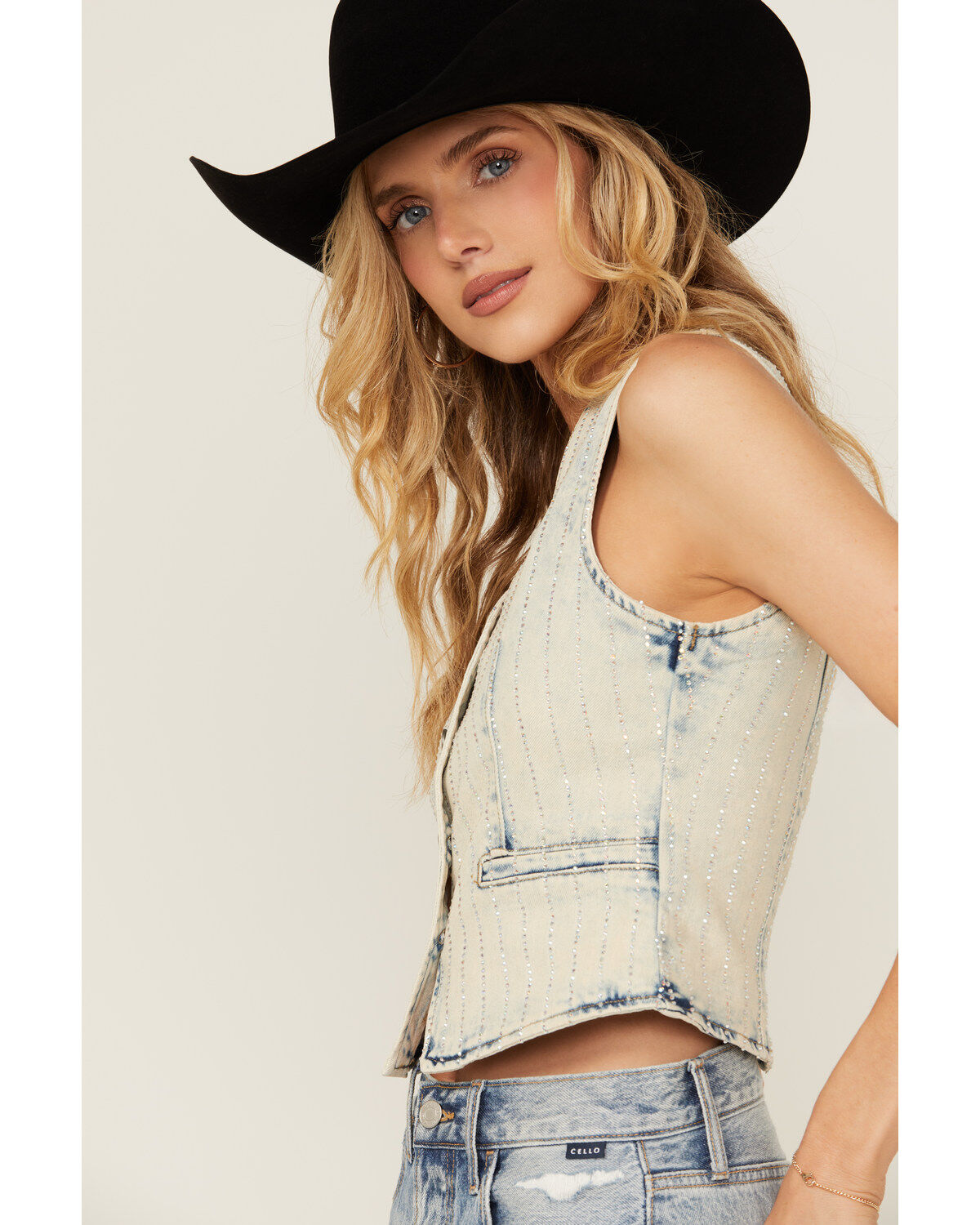 Veveret Women's Acid Wash Rhinestone Vest