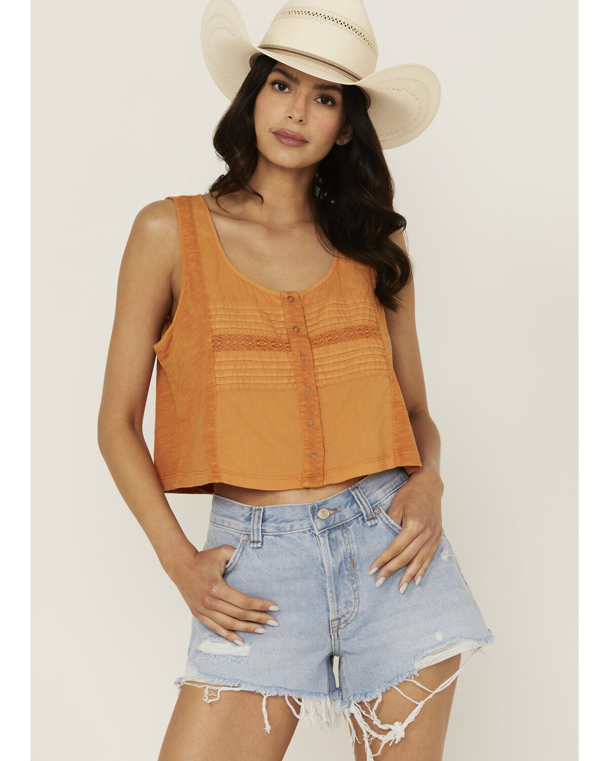 Cleo + Wolf Women's Brighton Cropped Pintuck Tank