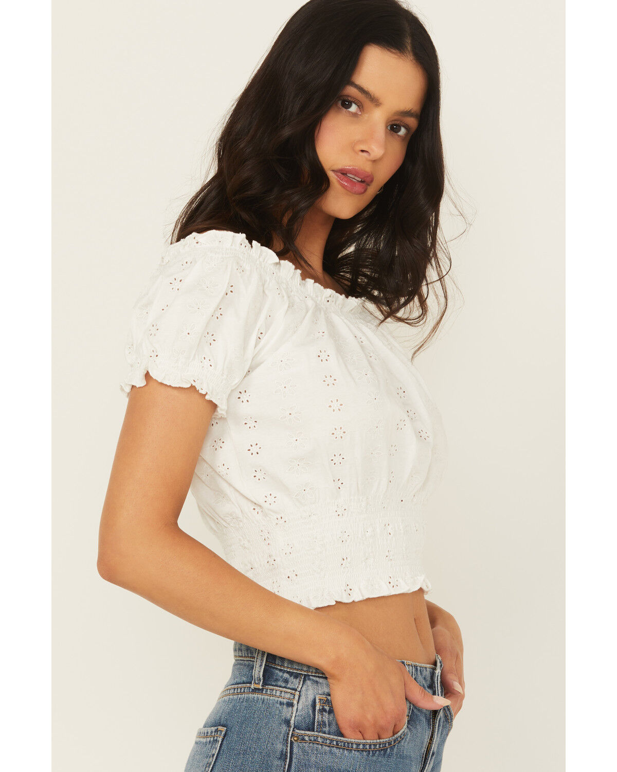 Cleo + Wolf Women's Eyelet Smocked Short Sleeve Crop Top