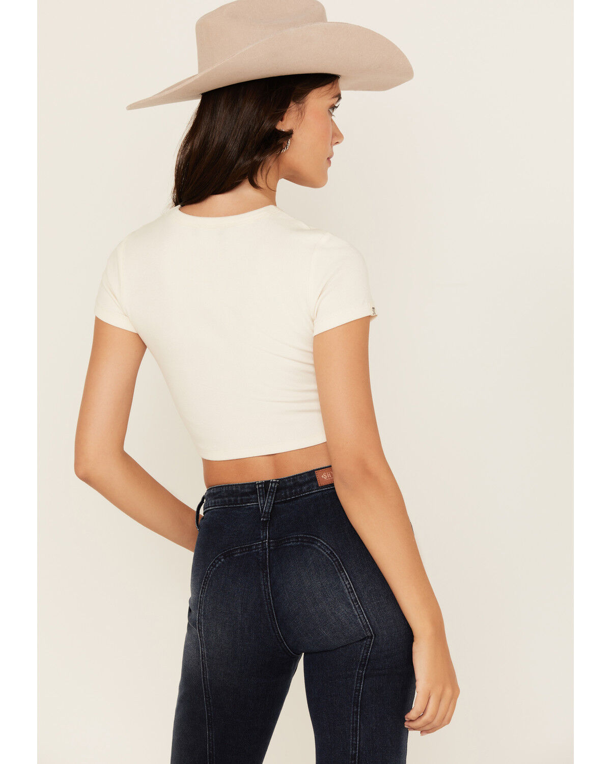 Miss Me Women's Angel Short Sleeve Cropped Graphic Tee