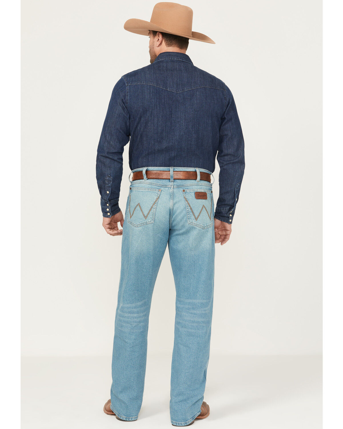 Wrangler Men's Retro Medium Washed Relaxed Fit Bootcut Stretch Denim Jeans