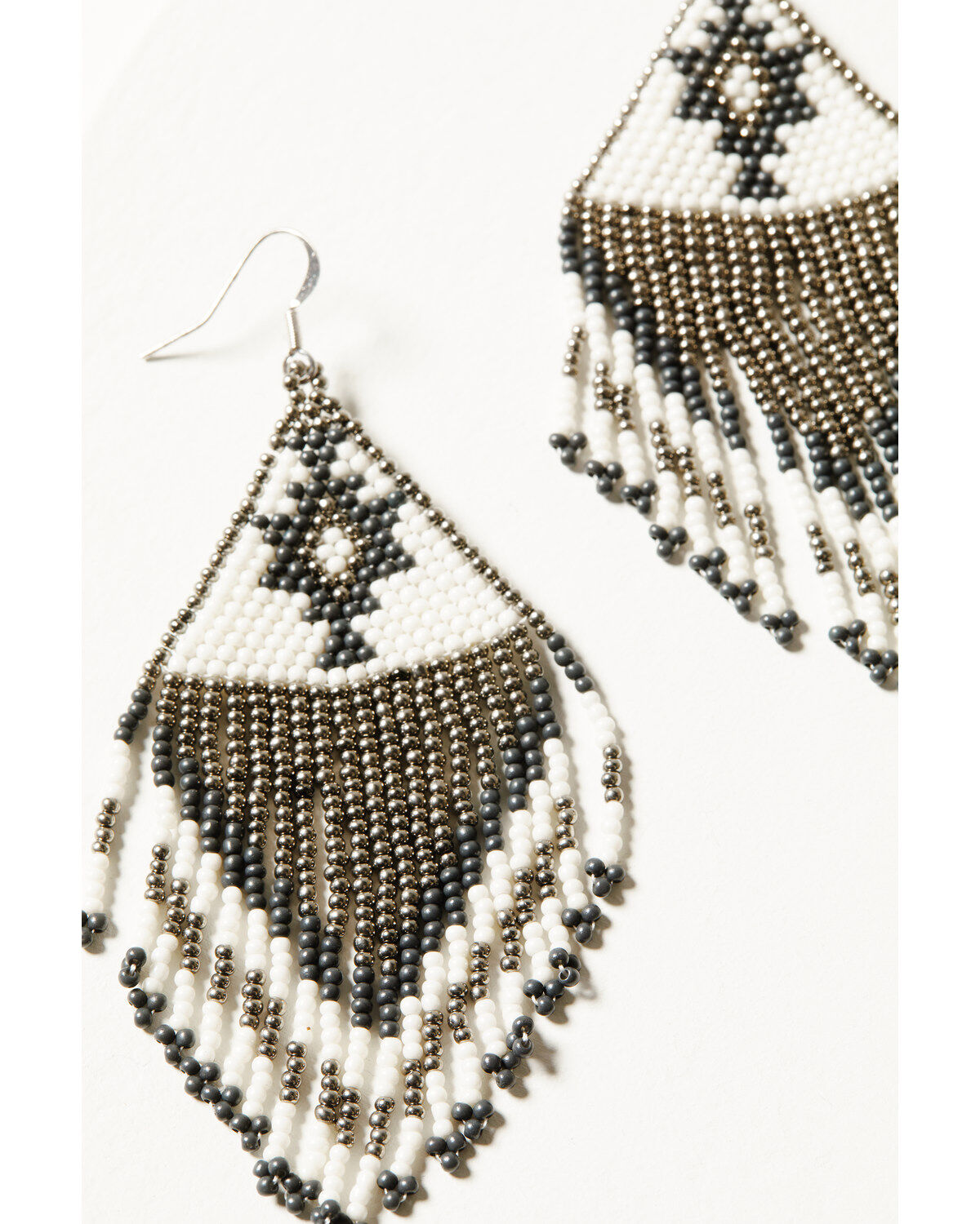 Idyllwind Women's Beaded Bianco Earrings