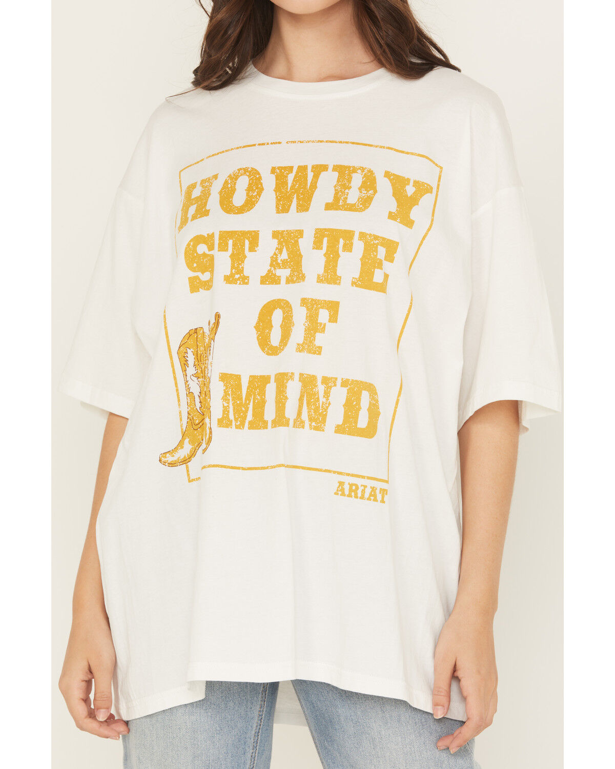 Ariat Women's Howdy Mind Short Sleeve Graphic Tee