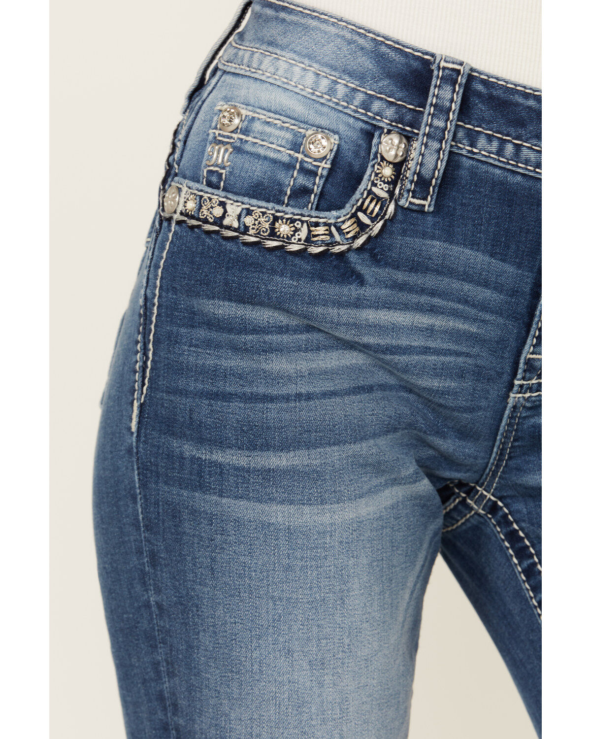 Miss Me Women's Medium Wash Mid Rise Border Flap Pocket Bootcut Stretch Denim Jeans