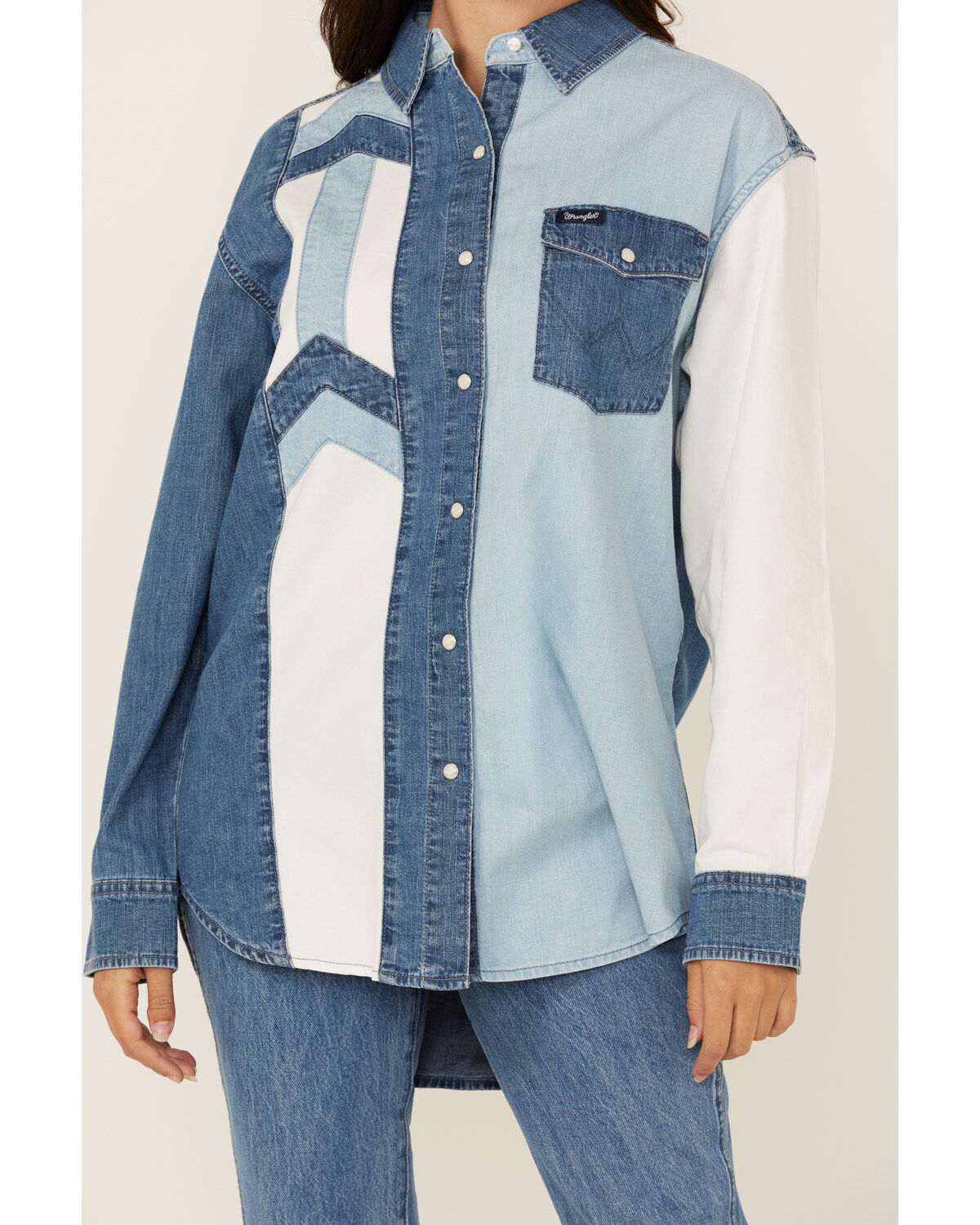 Wrangler Retro Women's Color Block Denim Long Sleeve Snap Western Shirt