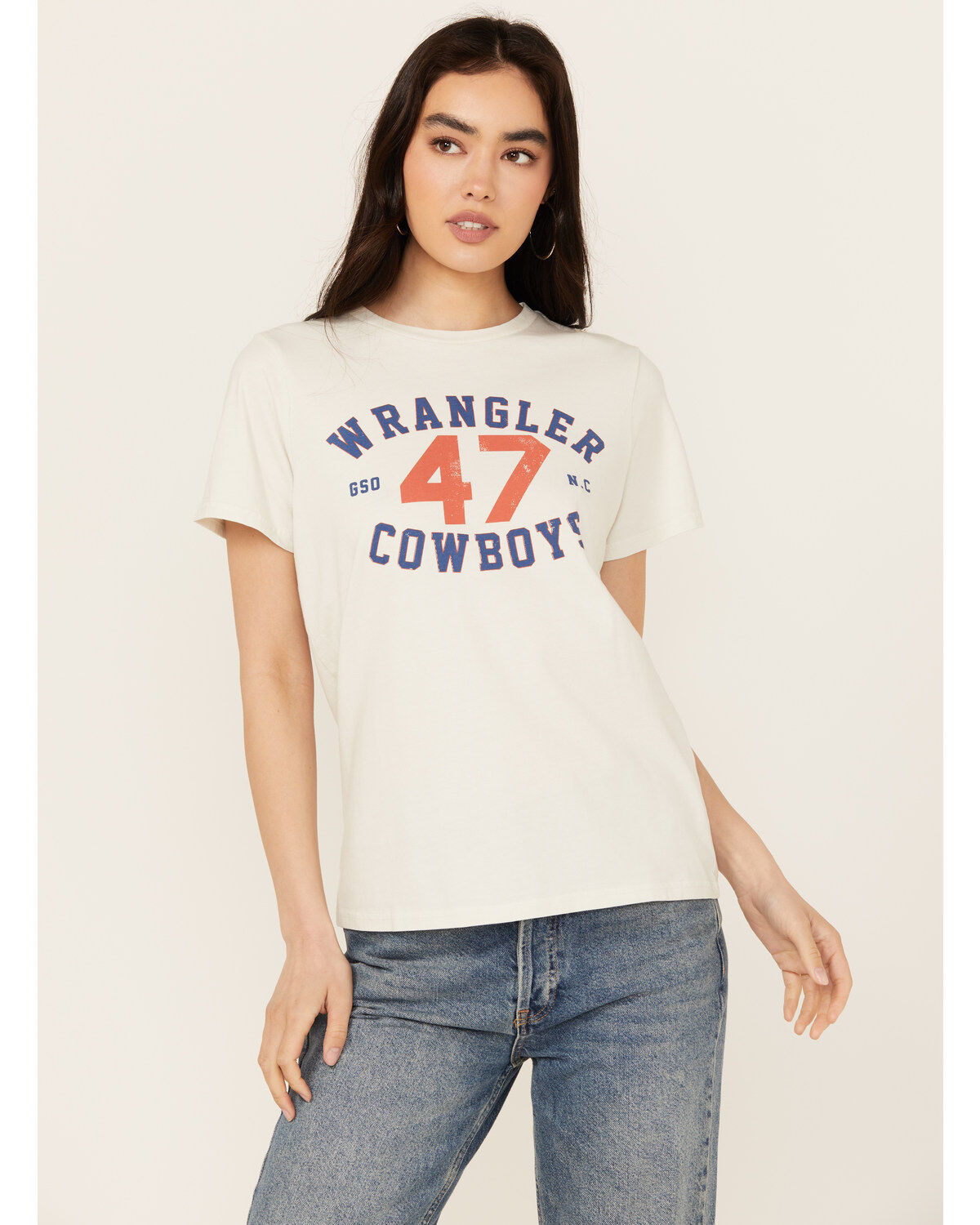 Wrangler Women's Modern Logo Short Sleeve Graphic Tee