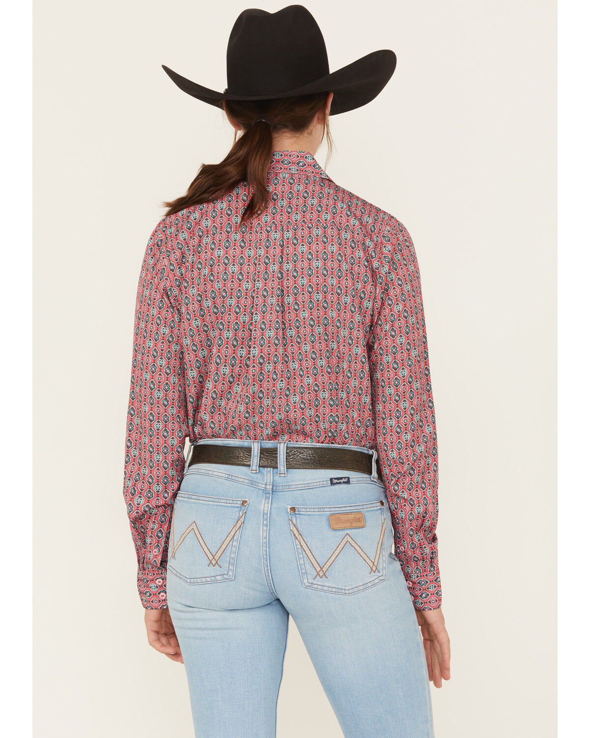 Cinch Women's Geo Print Long Sleeve Button-Down Western Shirt