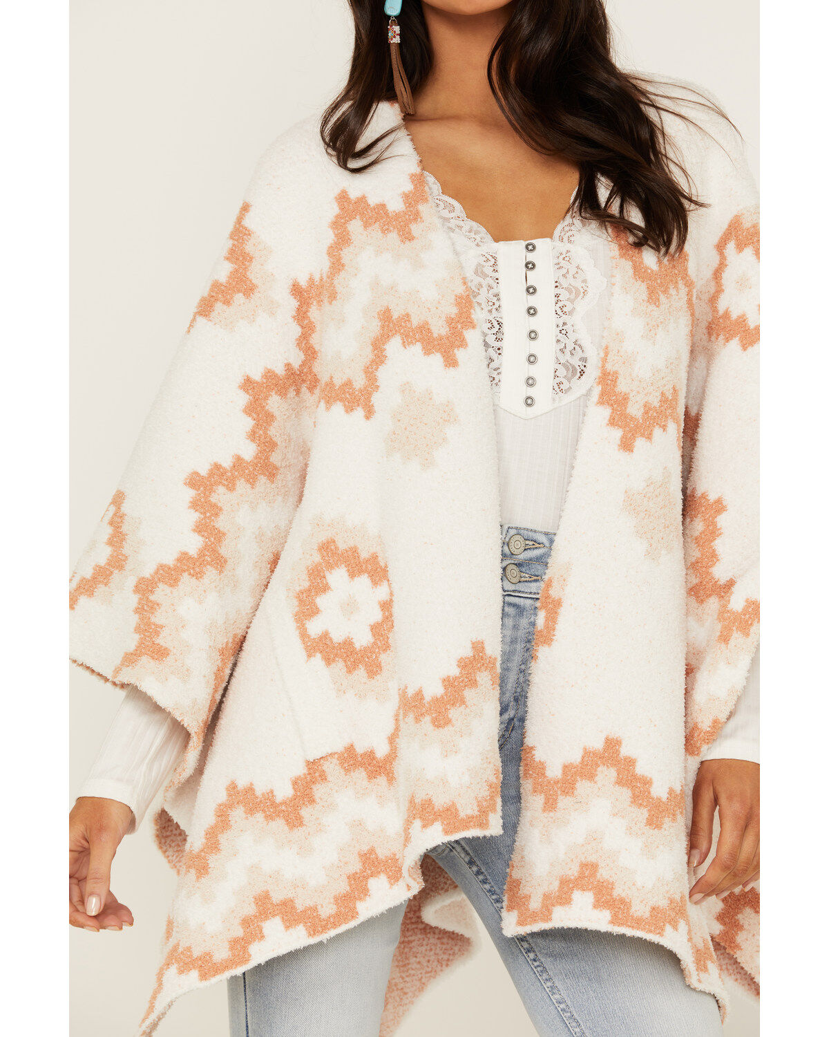 Idyllwind Women's Elm Cozy Southwestern Print Shawl