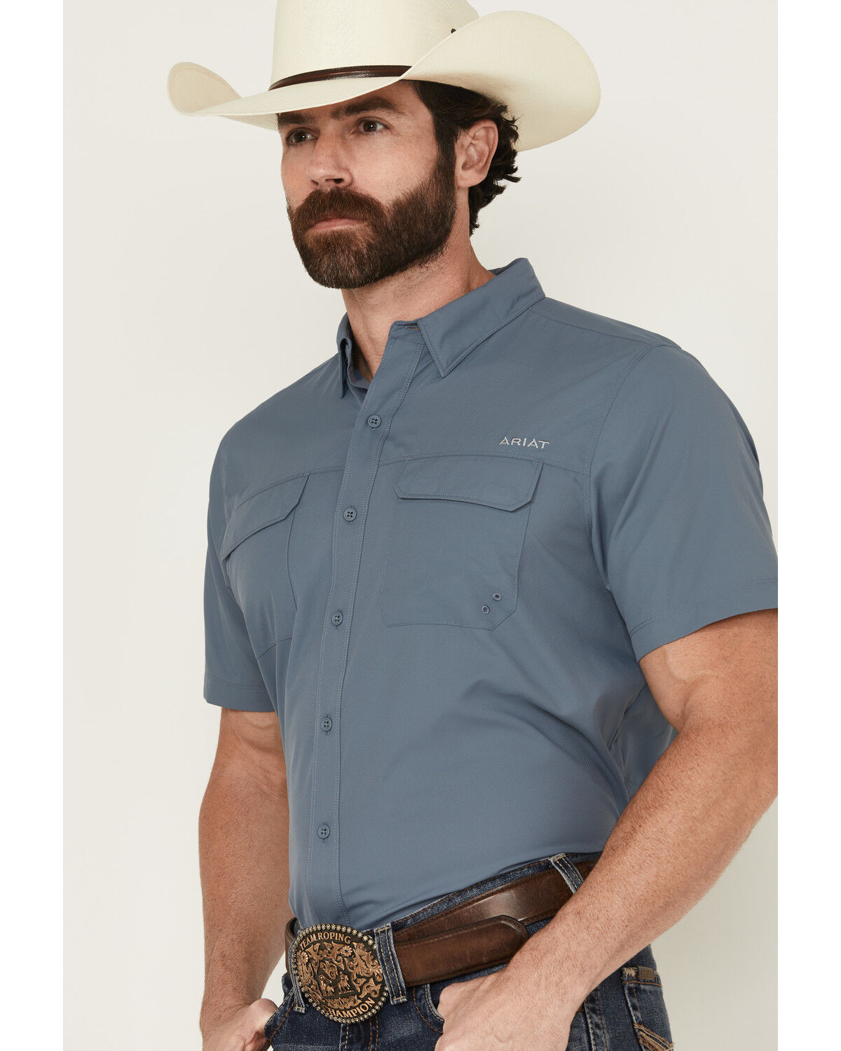 Ariat Men's VentTEK Outbound Solid Short Sleeve Button-Down Performance Shirt