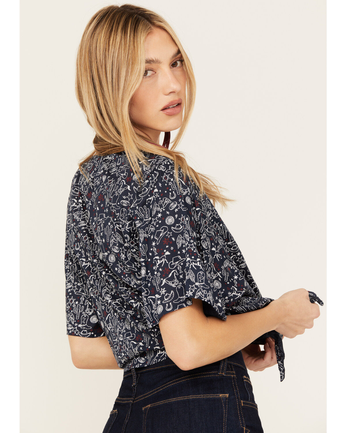 Ariat Women's Howdy Print Short Sleeve Tie Front Wrap