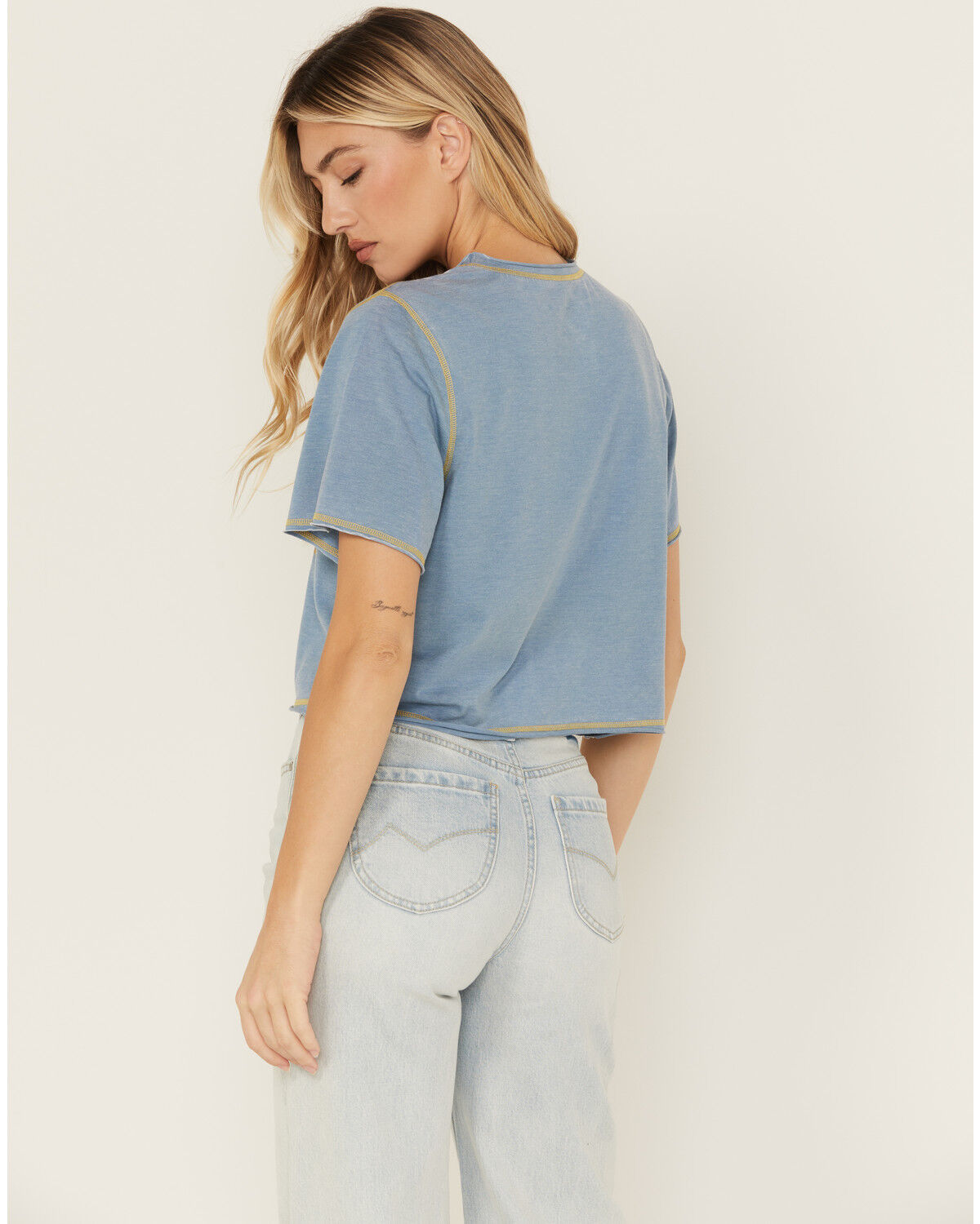 Cleo + Wolf Women's Desert Festival Short Sleeve Graphic Tee