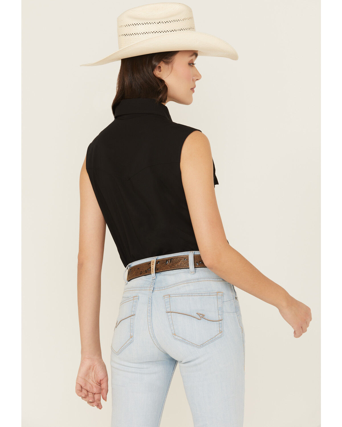 Cowgirl Hardware Women's Solid Sleeveless Rhinestone Snap Western Shirt