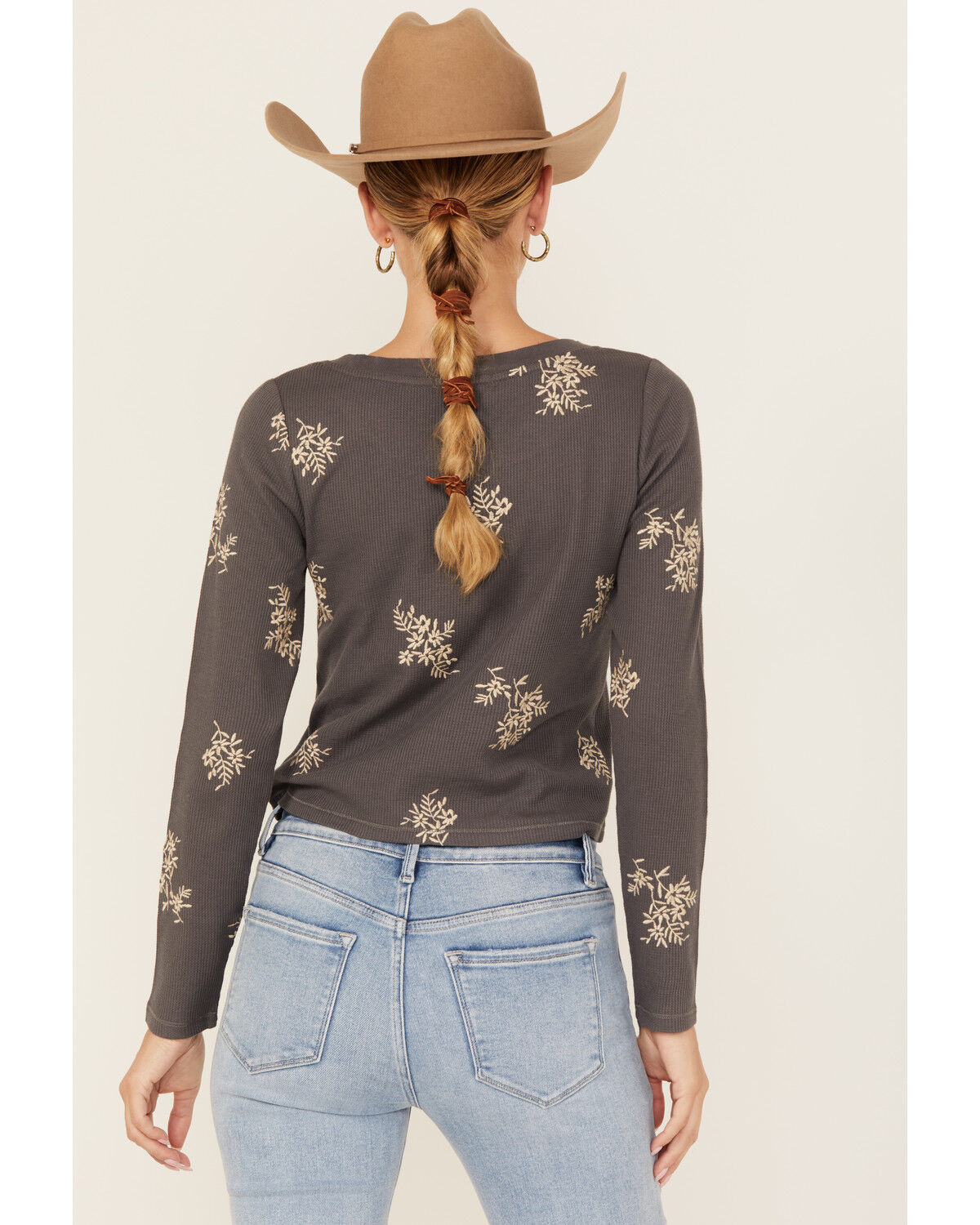 Cleo + Wolf Women's Calvin Floral Embroidered Long Sleeve Thermal Shirt