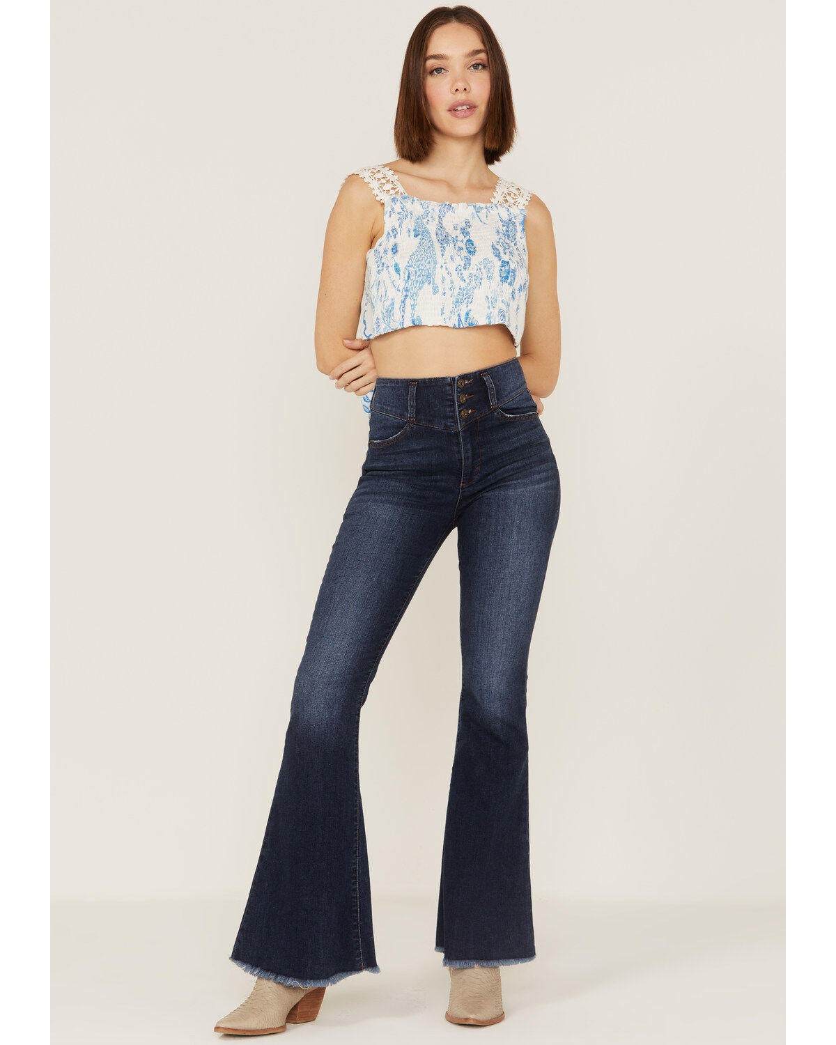 Z&L Women's Delphi Print Smocked Tie Back Sleeveless Crop Top