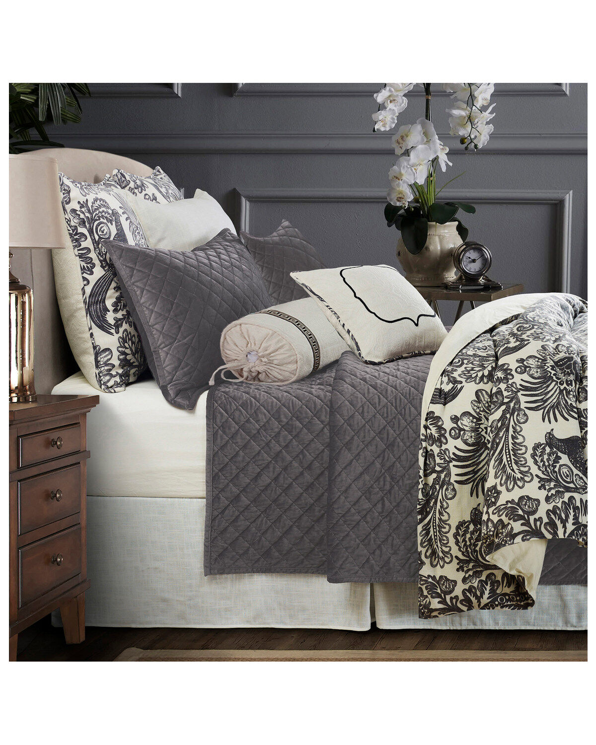 HiEnd Accents Alexandria King Duvet Set - 7 Piece