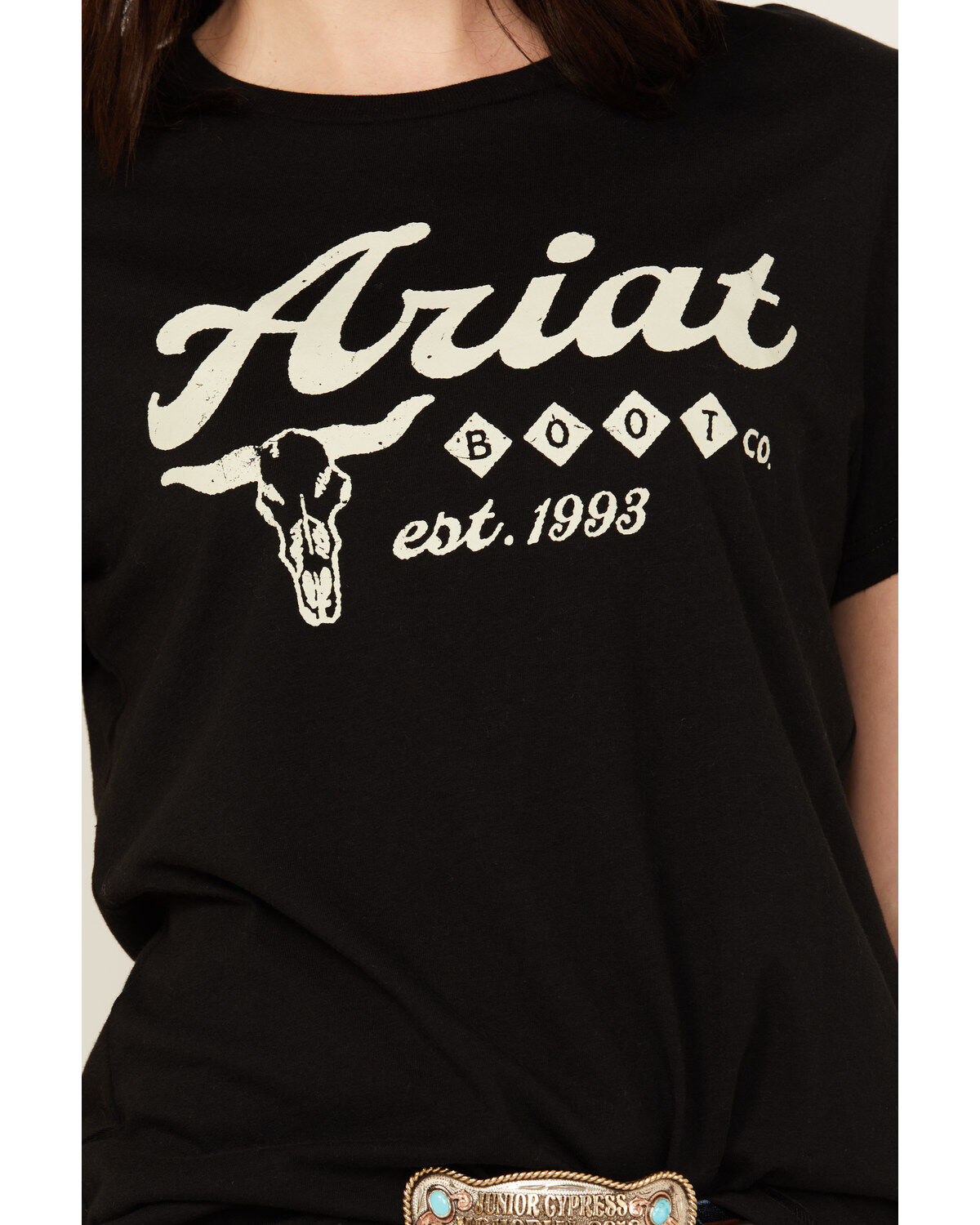 Ariat Women's Steer Head Logo Short Sleeve Graphic Print Tee