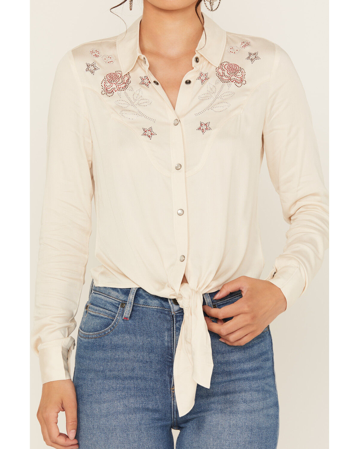 Idyllwind Women's Jessamin Embellished Long Sleeve Tie-Front Snap Western Shirt