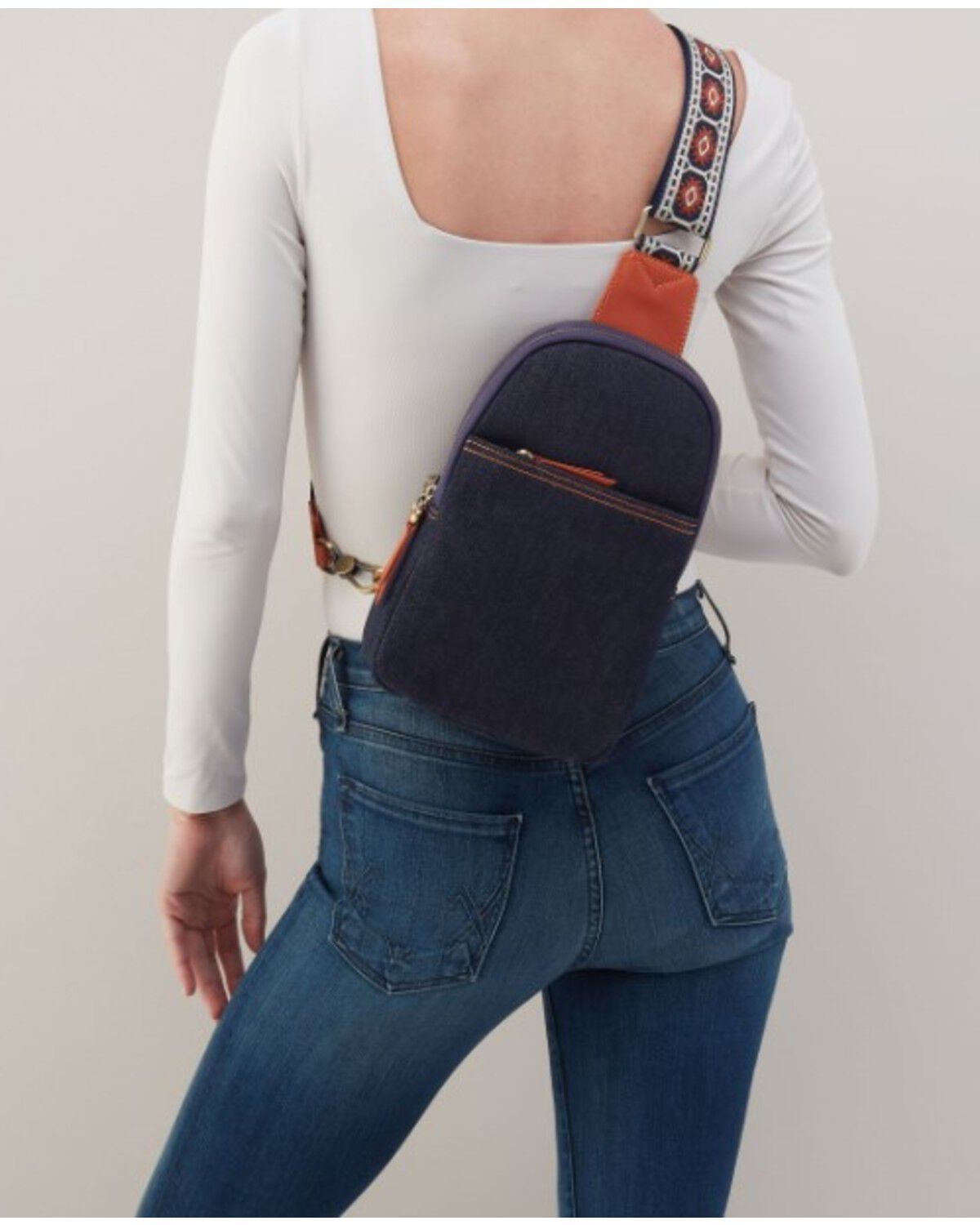 Hobo Women's Cass Sling Crossbody Bag