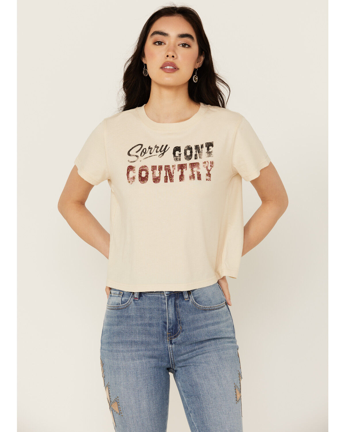 Idyllwind Women's Sorry Gone Country Short Sleeve Cropped Graphic Tee