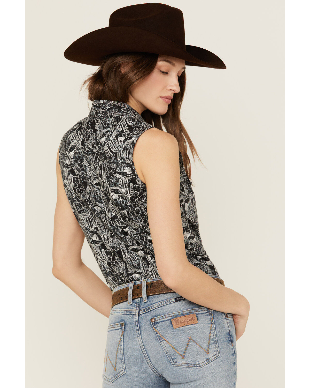 Wrangler Women's Cactus Print Sleeveless Snap Western Shirt