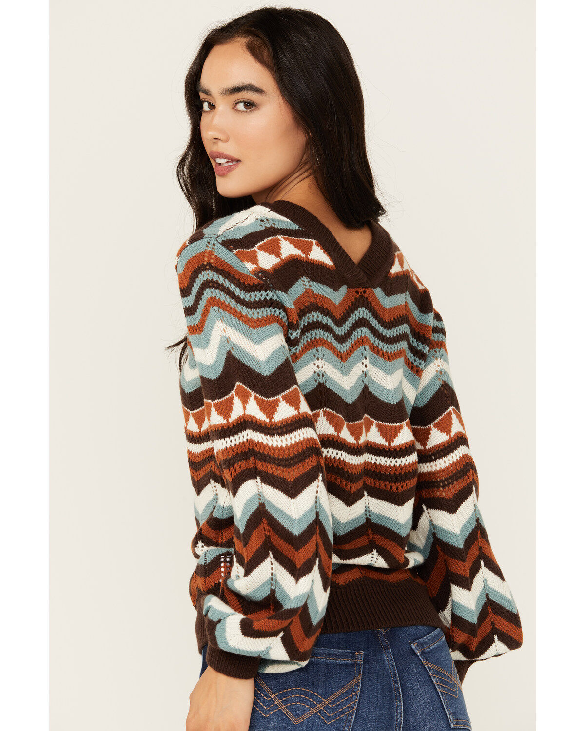 Shyanne Women's Zig Zag V Neck Sweater