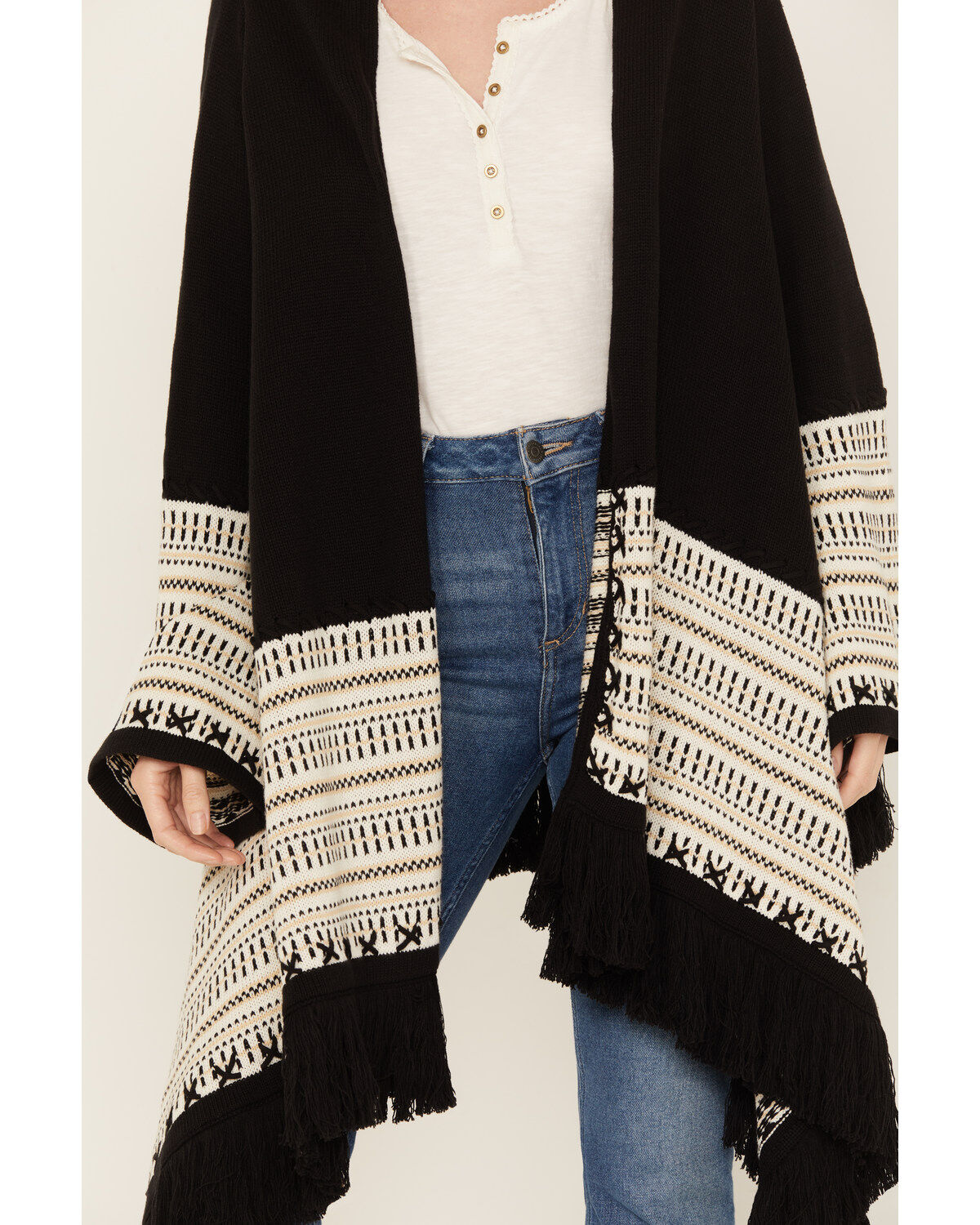 Shyanne Women's Cascade Fringe Border Cardigan