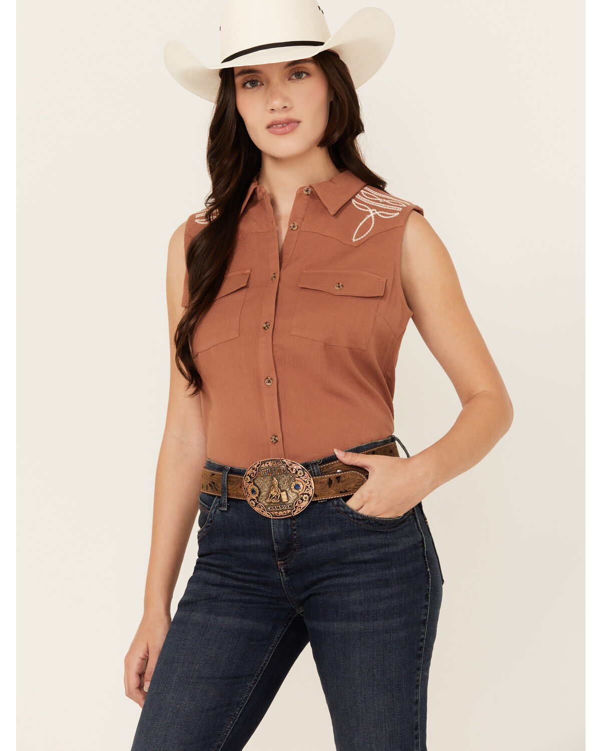 Shyanne Women's Western Embroidered Sleeveless Button-Down Western Shirt