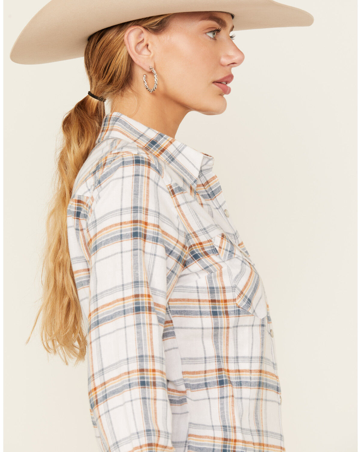 Wrangler Retro Women's Plaid Print Long Sleeve Pearl Snap Flannel Shirt