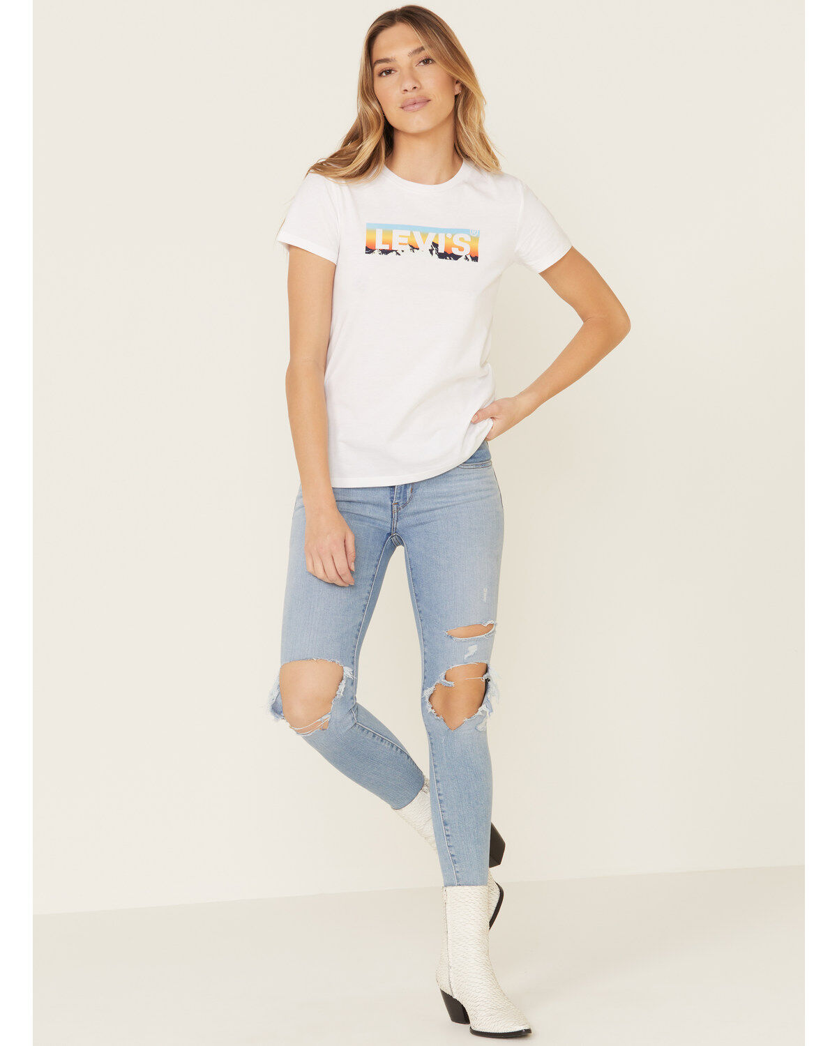 Levi's Women's White Sunset Logo Graphic Tee