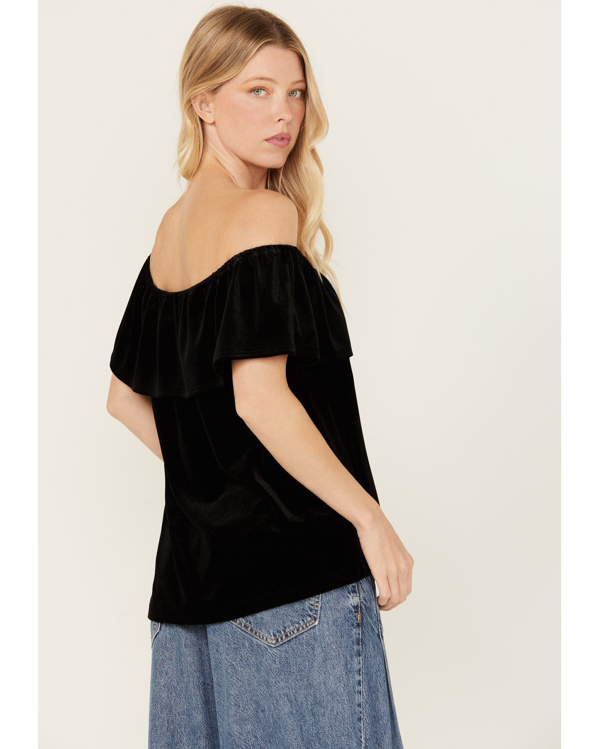 Panhandle Women's Off The Shoulder Short Sleeve Velvet Top