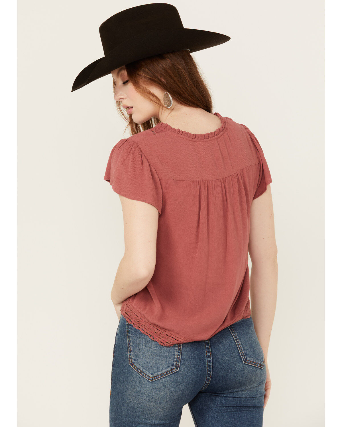 Jolt Women's Lace Trim Flutter Short Sleeve Top