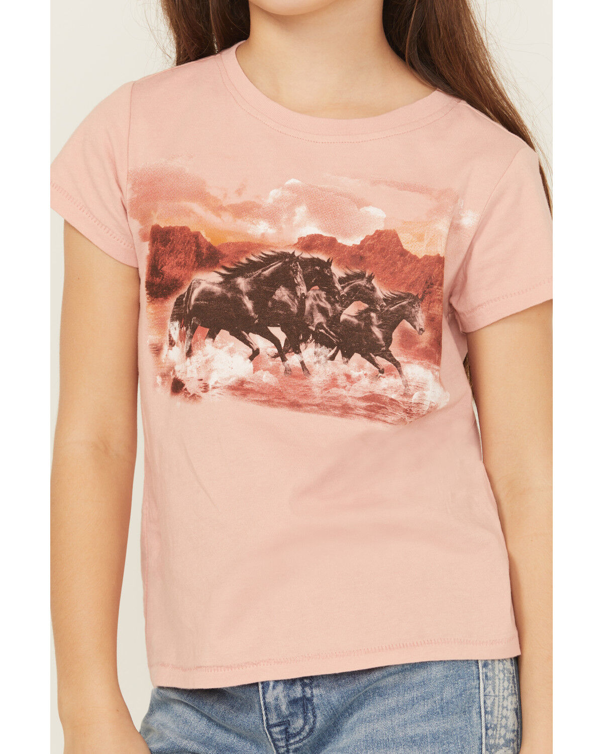 Shyanne Girls' Running Horses Short Sleeve Graphic Tee