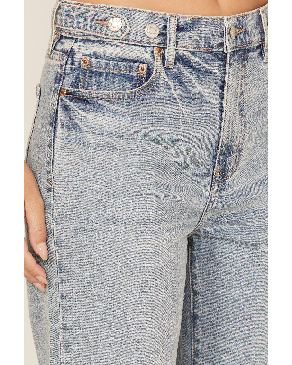 Daze Women's Medium Wash High Rise Straight Jeans