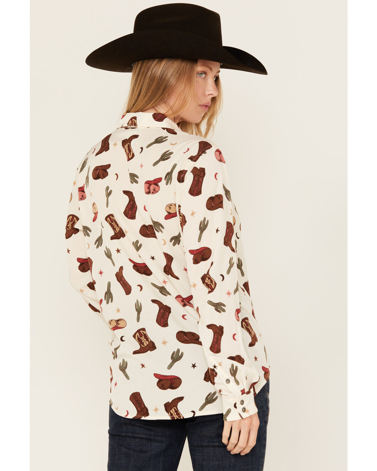 Ariat Women's Western Print Long Sleeve Button-Down Western Shirt