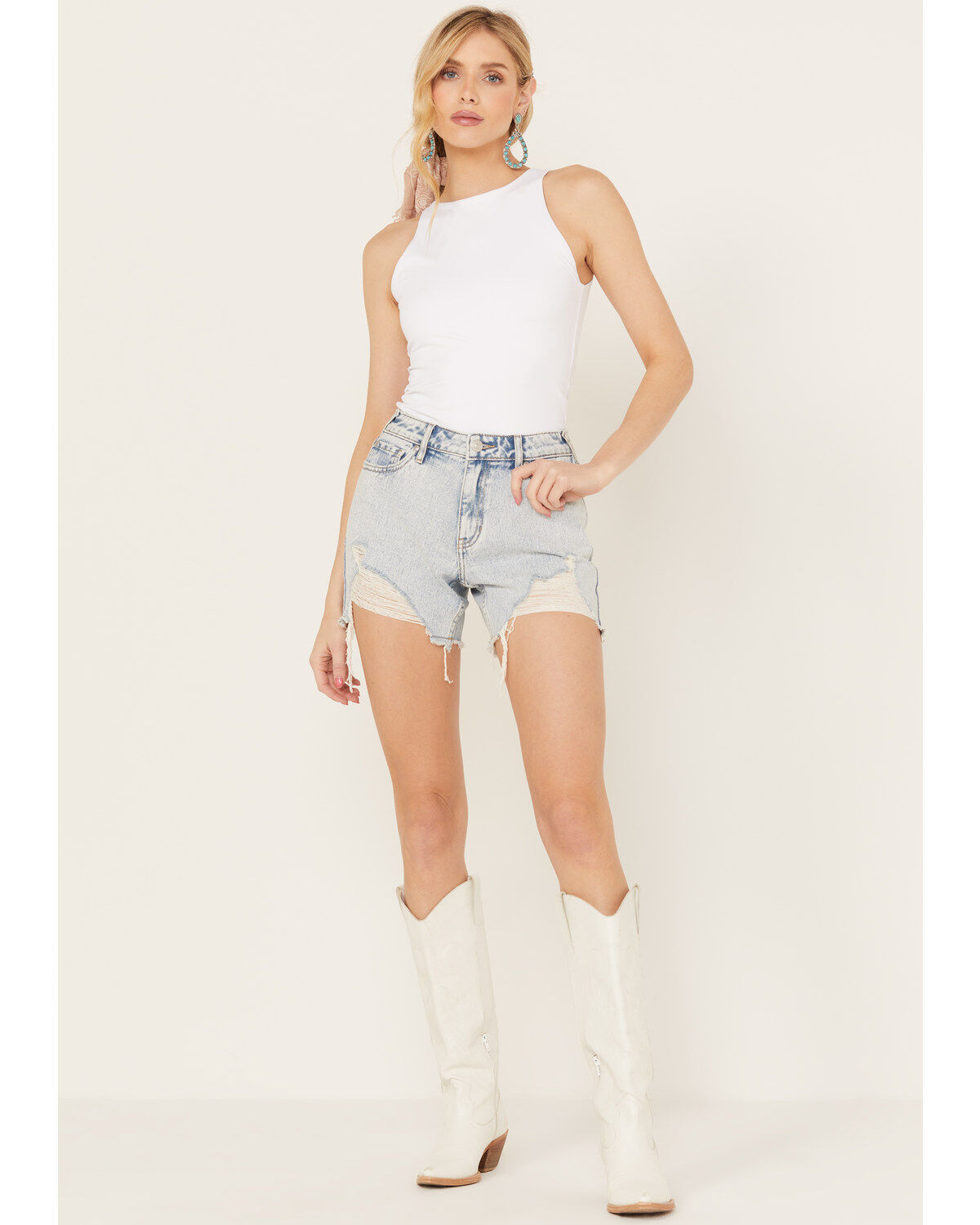Cleo + Wolf Women's Light Wash Mid Rise Denim Distressed Shorts