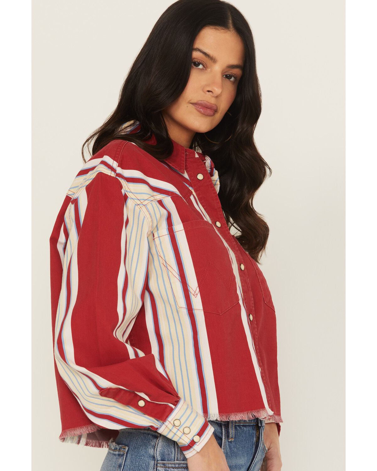 Wrangler Women's Modern Striped Long Sleeve Heritage Long Sleeve Snap Western Shirt