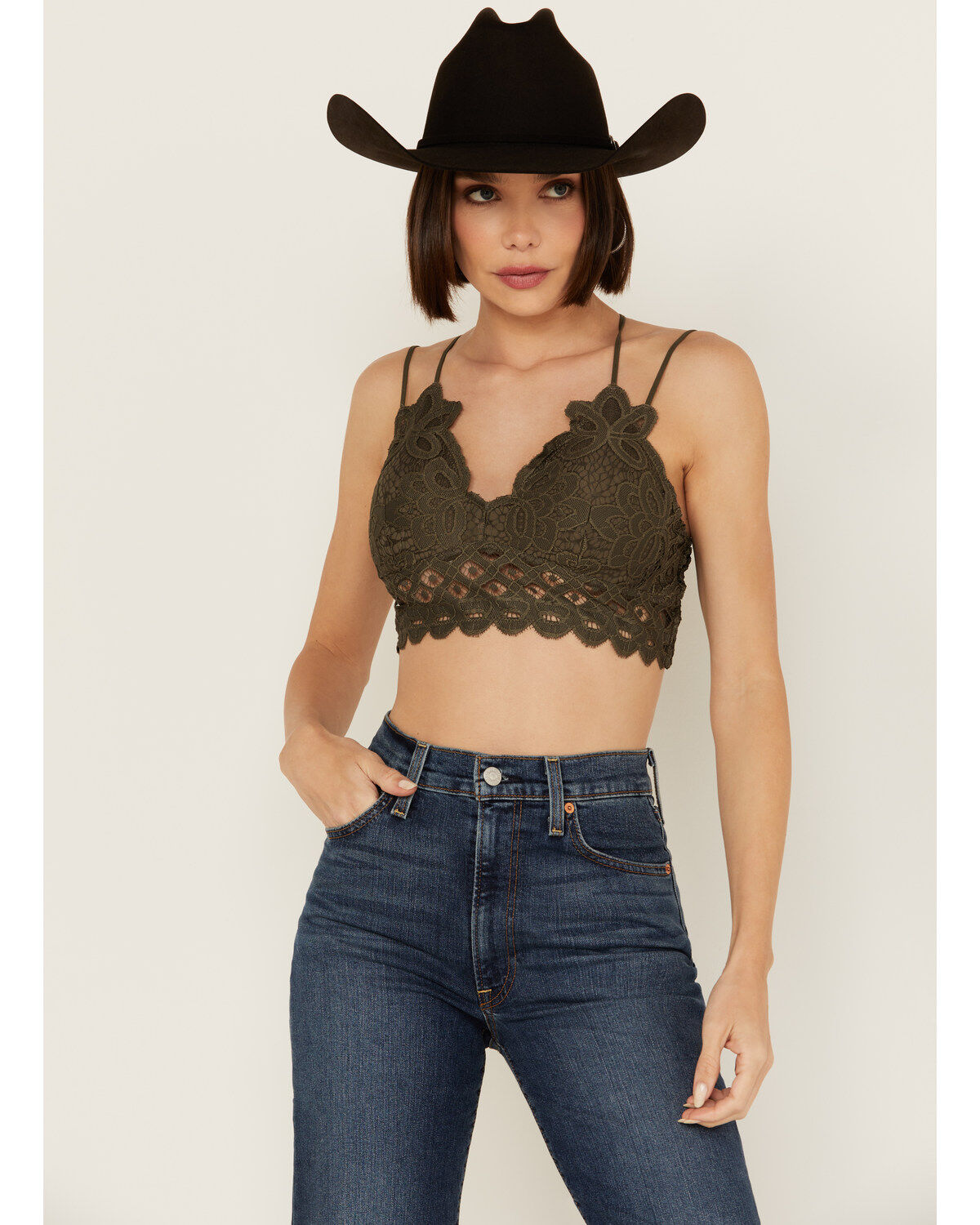 Wishlist Women's Strappy Lace Applique Scallop Lace Bralette