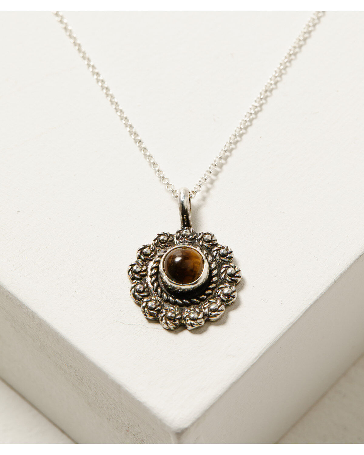 Broken Arrow Jewelry Women's Flower Concho Necklace