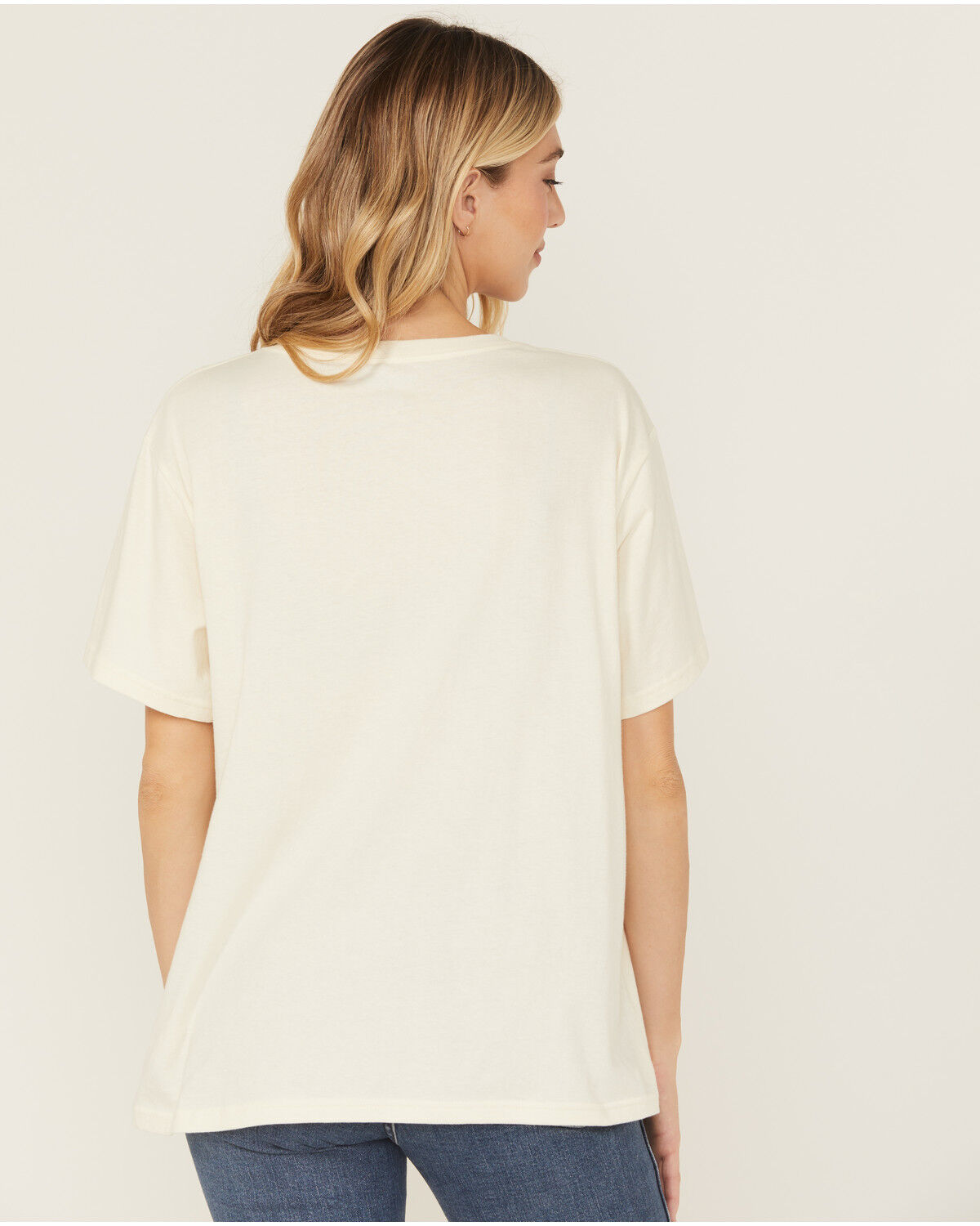 Wrangler Women's Forever Wild & Free Short Sleeve Graphic Tee