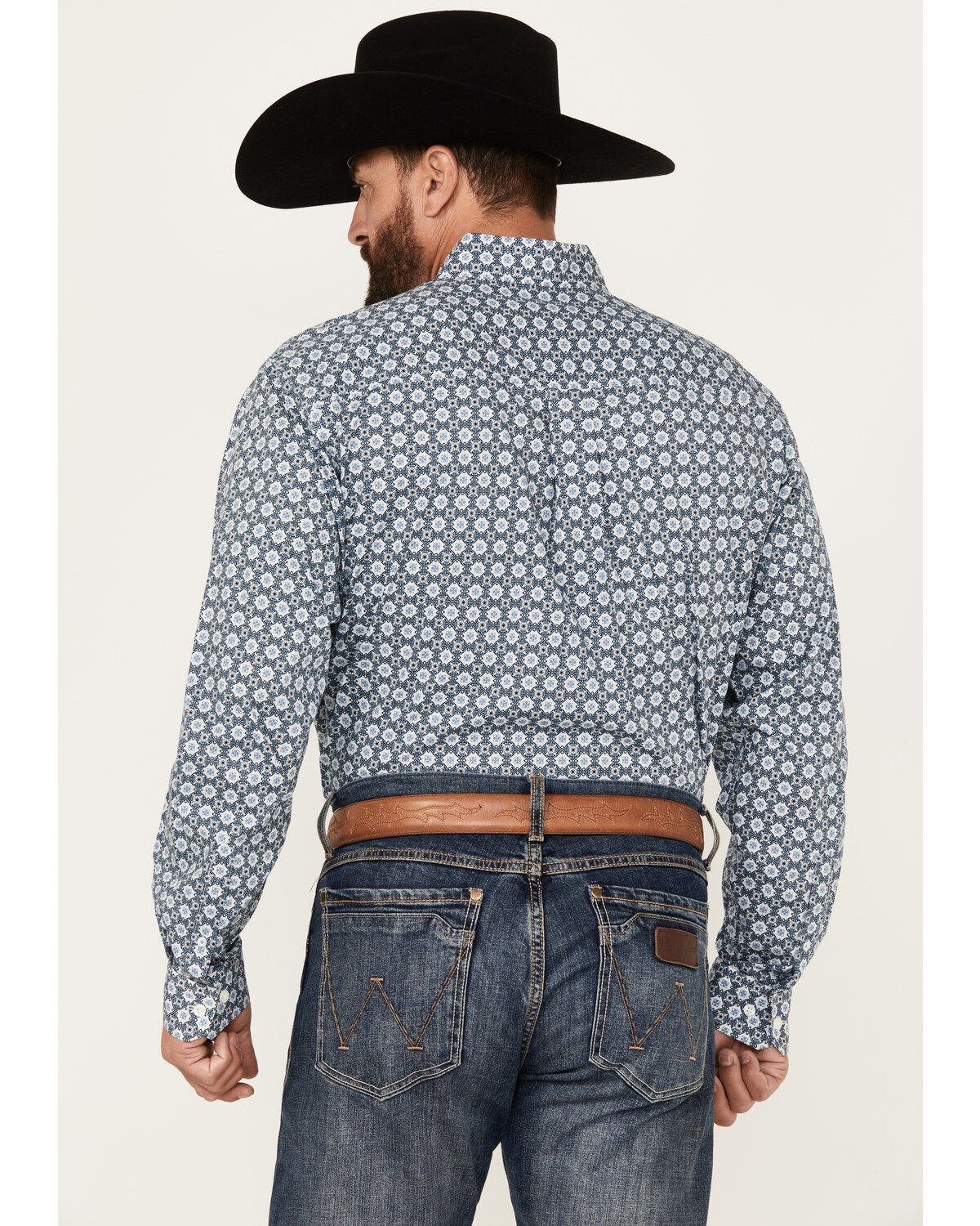 Cinch Men's Medallion Print Long Sleeve Button-Down Stretch Western Shirt