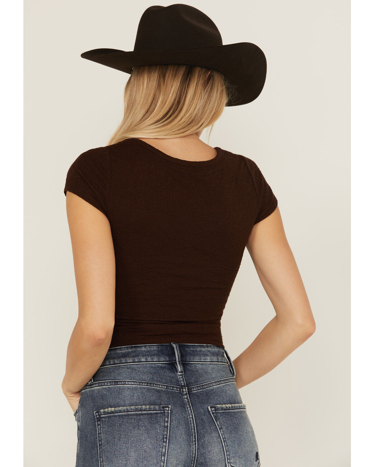 Shyanne Women's V Neck Short Sleeve Stretch Knit Top